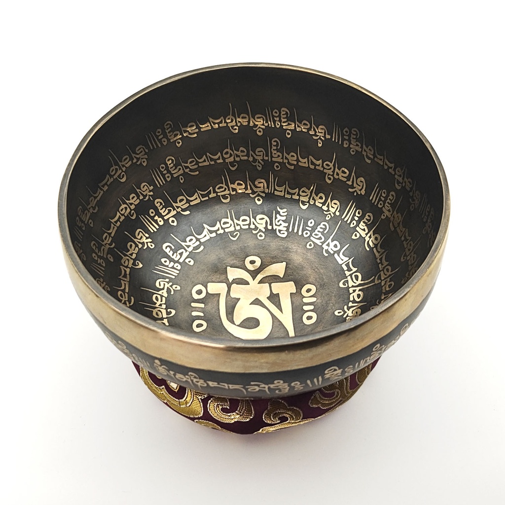 [SMB-049] Mantra Hammered Singing Bowl - B3 (17 cm, 0.9 kg)