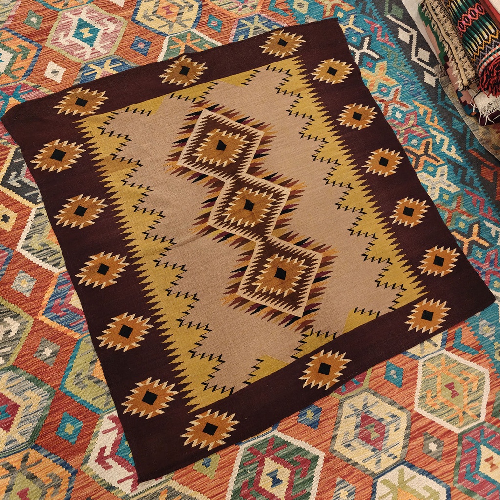 [SHB-133] Shamanic Mexican Handmade Wool Blanket (129x125 cm)