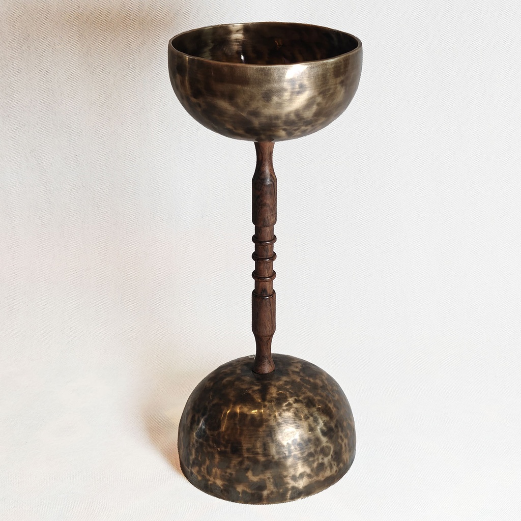 [SGP-036] Handle Double Hammered Singing Bowl - F#3-B3 (21-19 cm, 2.7 kg)