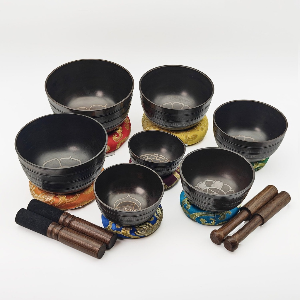[SCS-010] Small Machine-Made Singing Bowls Black Carving Set (7 bowls) (8-13 cm, 2.6 kg)