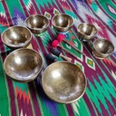[SSH-001] Hammered Singing Bowls Chakra Set Tiger Eye (7 bowls) (17-25 cm, 10 kg)
